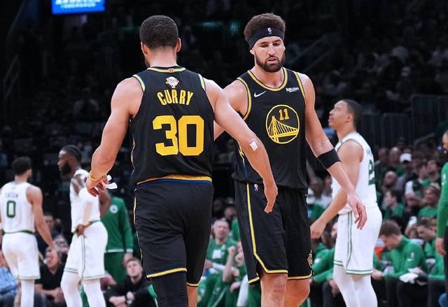 第6次三双！吉迪砍下23分11板11助 三分出手及命中皆平生涯最高（吉迪第6次收获三双：23分11板11助，三分出手与命中数均追平生涯纪录）