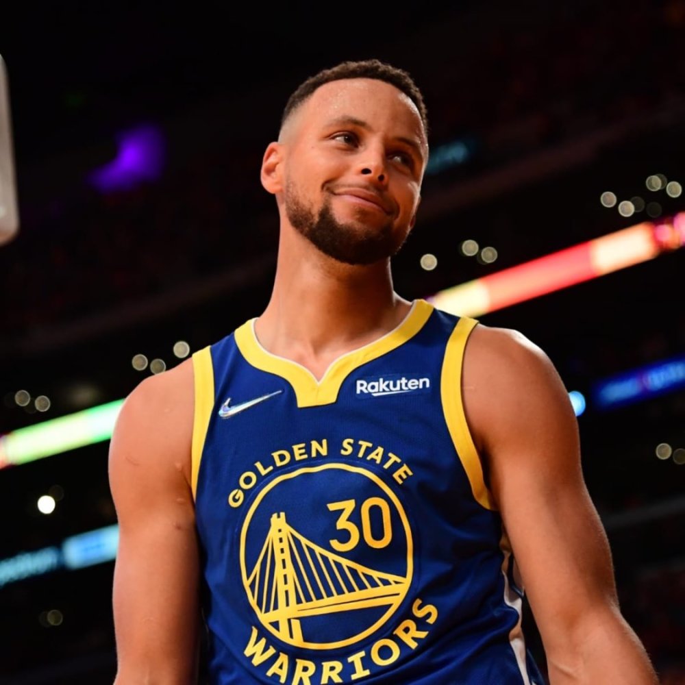 尤文公布战葡体大名单：伊尔迪兹回归，凯利、布雷默缺席（尤文出征葡体名单出炉：伊尔迪兹复出，凯利与布雷默无缘）