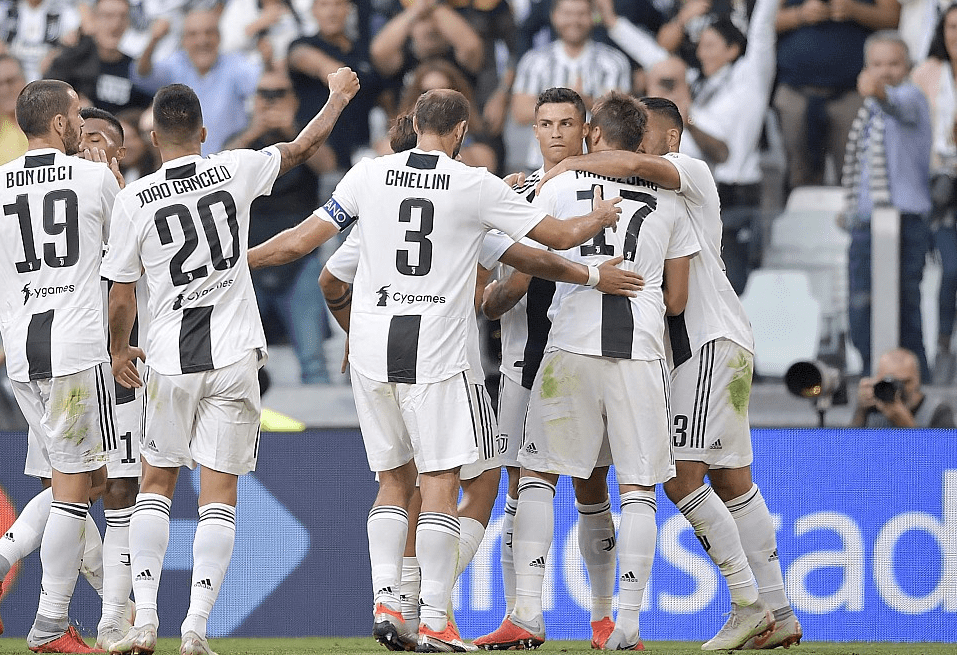 德转列防守型中场身价榜：凯塞多1亿欧居首，赫拉芬贝赫第二（德转防守型中场身价榜：凯塞多以1亿欧领跑，赫拉芬贝赫居次席）