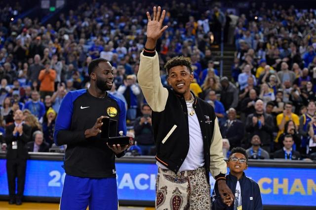 FIFPRO女足年度最佳11人：拉索、邦马蒂领衔，英格兰6人入围（FIFPRO女足年度最佳阵容出炉：邦马蒂、拉索领衔，英格兰6将上榜）