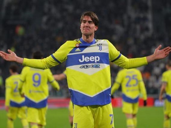 内马尔：我还没考虑未来，但在我心中桑托斯永远在第一位（内马尔：未来未定，但桑托斯始终是我心中第一）